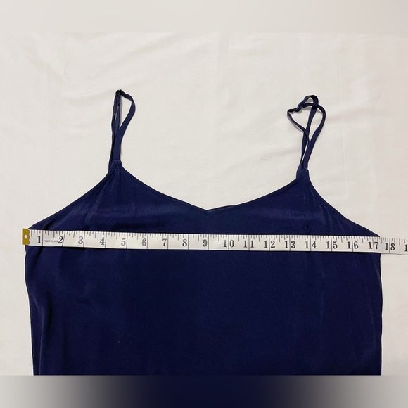 ✨Host Pick✨Uniqlo Cami Midi Dress in Navy - Picture 7 of 11